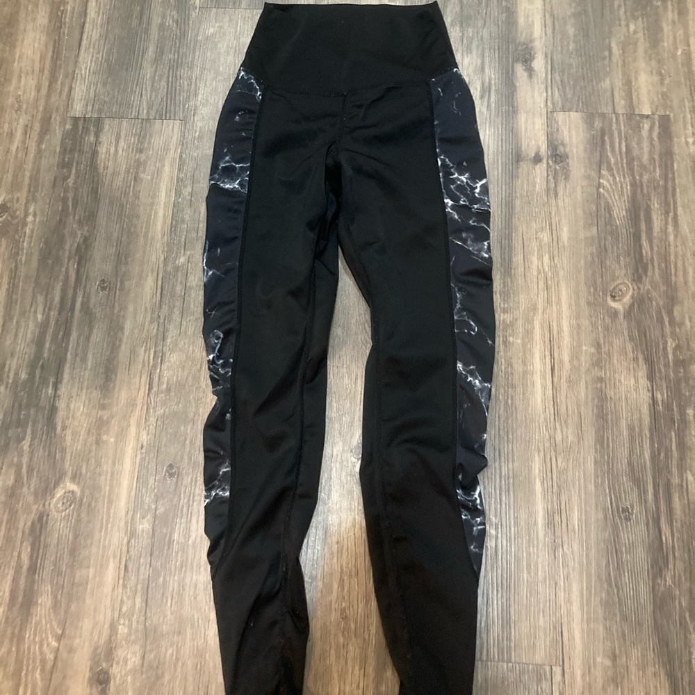 Buff bunny high waisted marble collection leggings